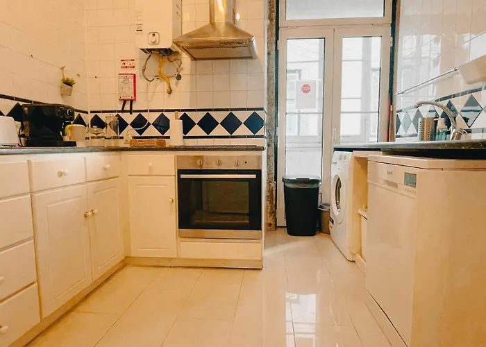 Baixa Pombalina - 4 Bedroom Лиссабон