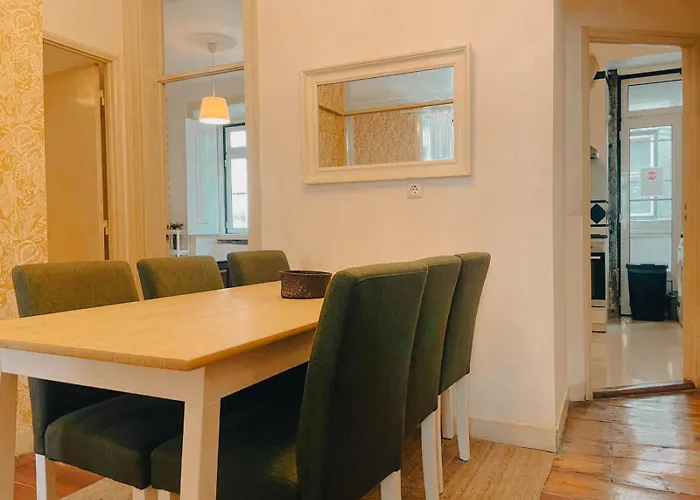 Baixa Pombalina - 4 Bedroom Апартаменты *
